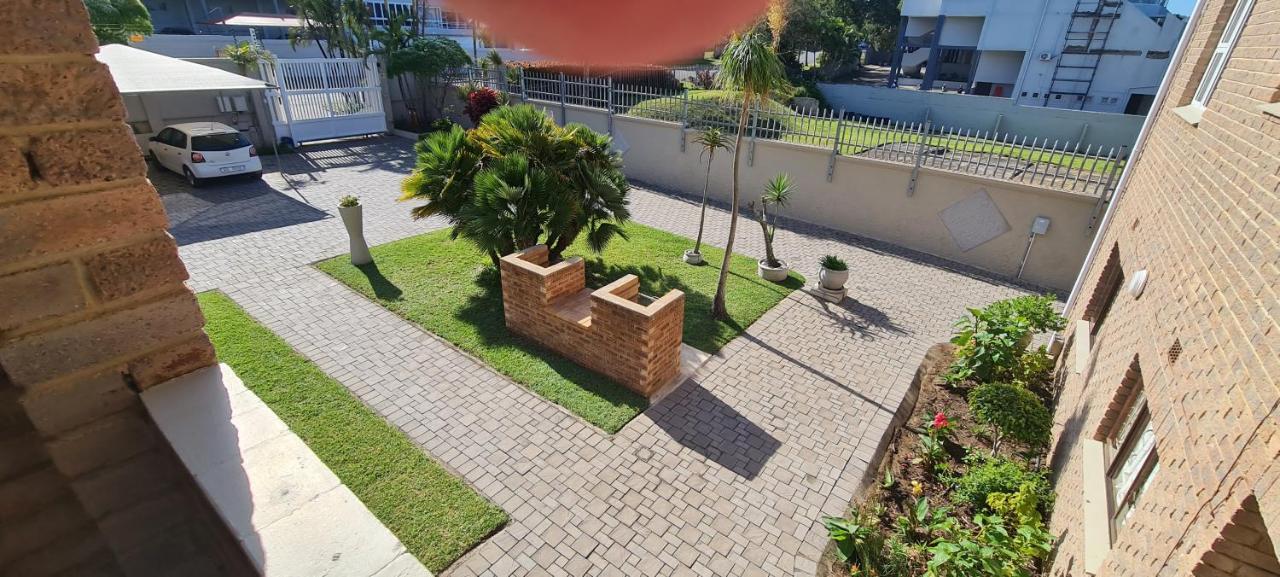 شقة Aride 4 Awesome View Of Uvongo Main Swimming Beach From Communal Braai Area مارغيت المظهر الخارجي الصورة
