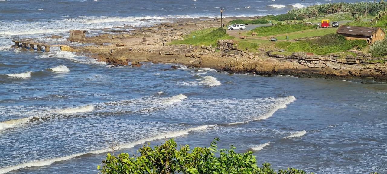 شقة Aride 4 Awesome View Of Uvongo Main Swimming Beach From Communal Braai Area مارغيت المظهر الخارجي الصورة