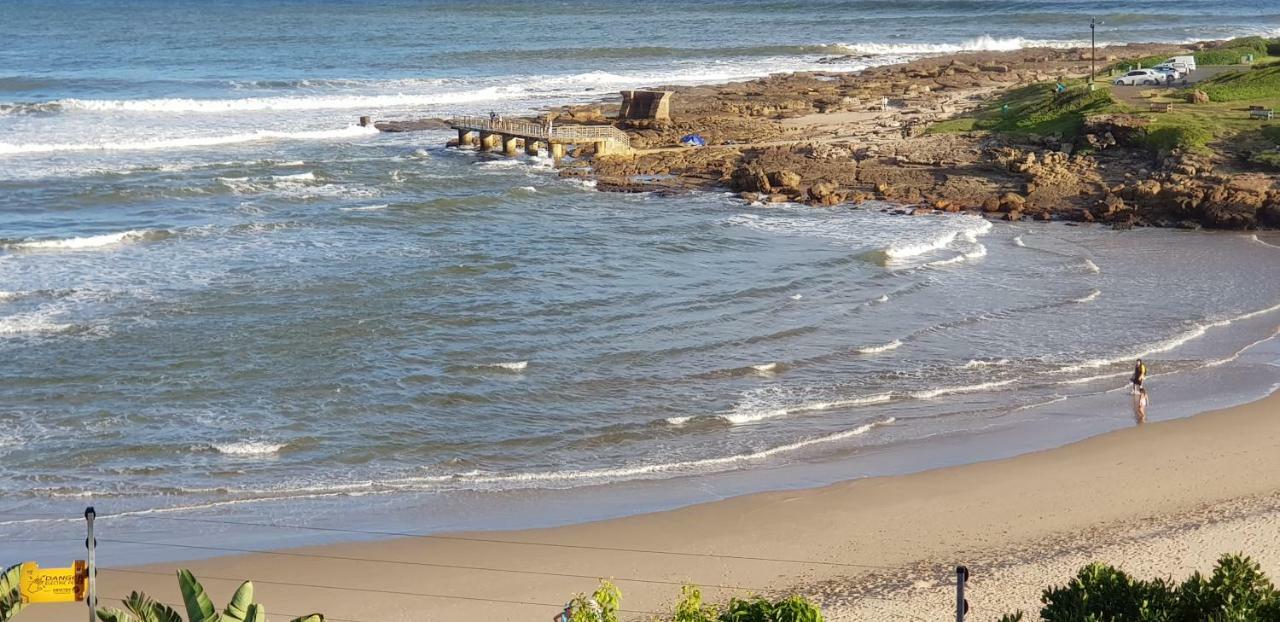 شقة Aride 4 Awesome View Of Uvongo Main Swimming Beach From Communal Braai Area مارغيت المظهر الخارجي الصورة